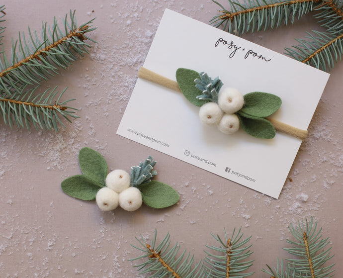 Holiday || Mistletoe Cluster