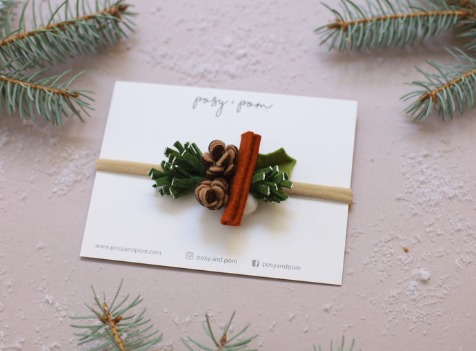 Holiday || Evergreen Pine Cone Crown