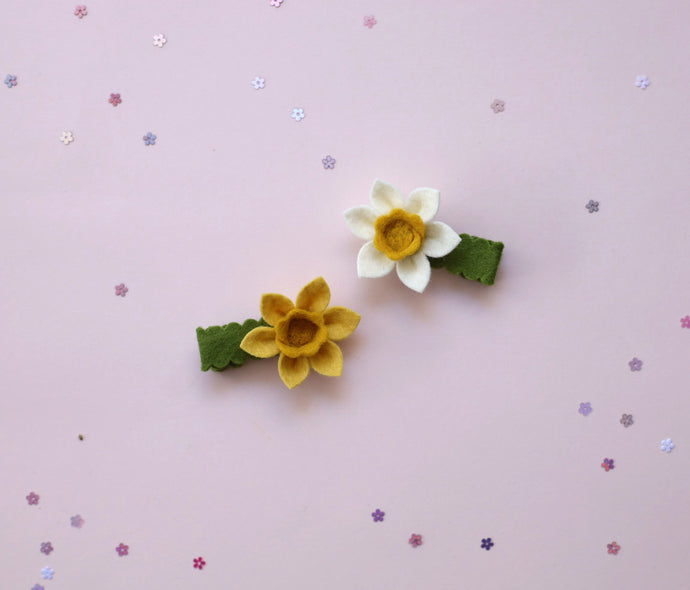Spring Cheer || Daffodil Clips