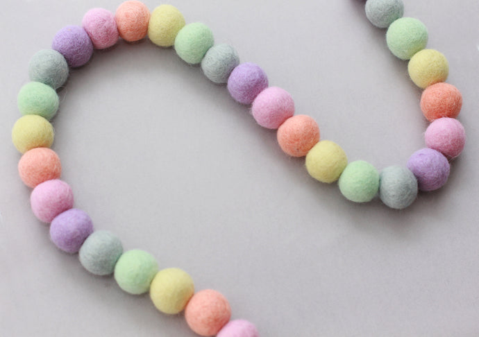 RAINBOW GARLAND