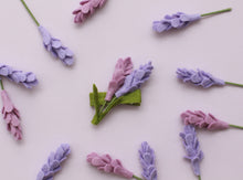 Load image into Gallery viewer, felt lavender clip
